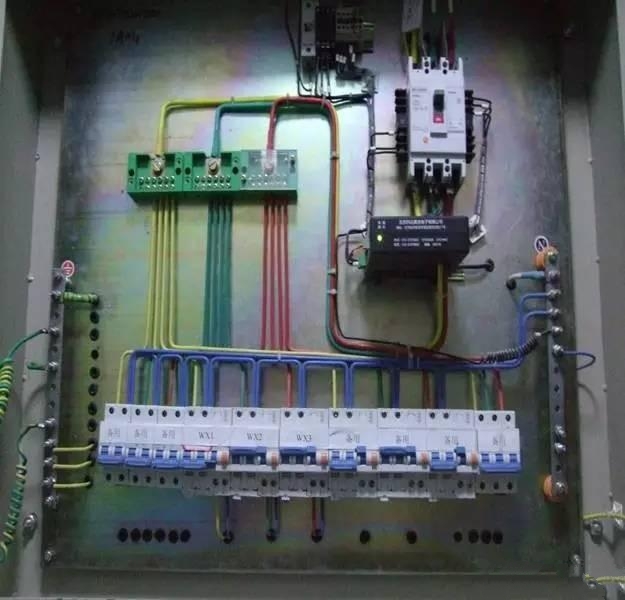 配電柜安裝規范：筑牢電力安全防線